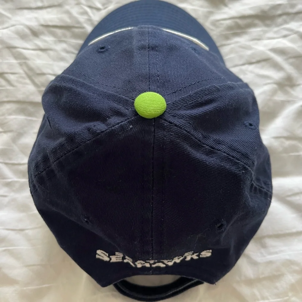 🏈 Seattle Seahawks Women-Sized New Era Cap — Super Bowl Champs!